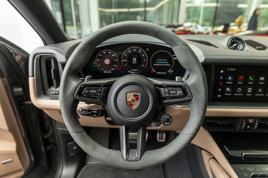 Porsche Cayenne Coupe PDLS+/Karbon/Pano/HUD/Ventilace